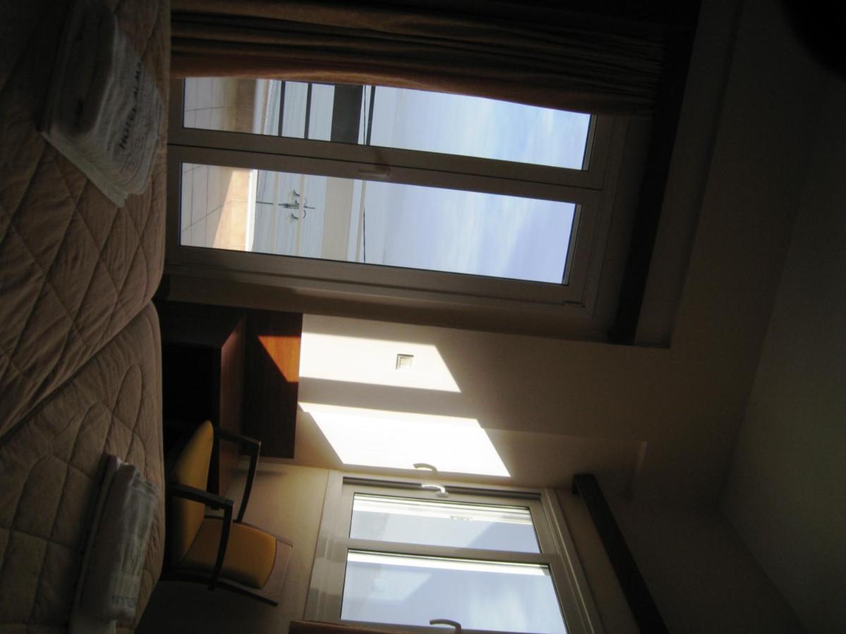 Alma Hotel Kamena Wurla Zewnętrze zdjęcie